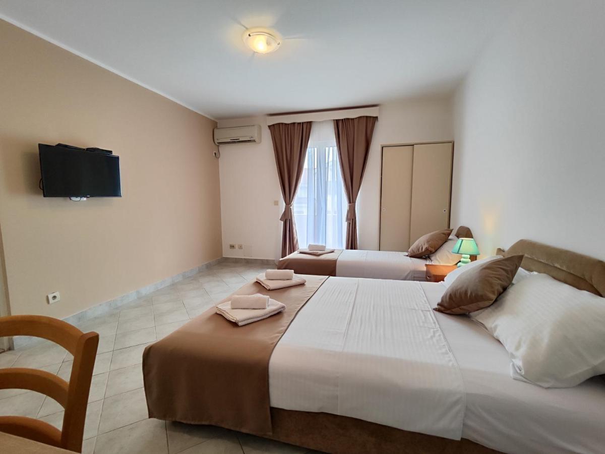 Villa Hera Budva Exterior photo