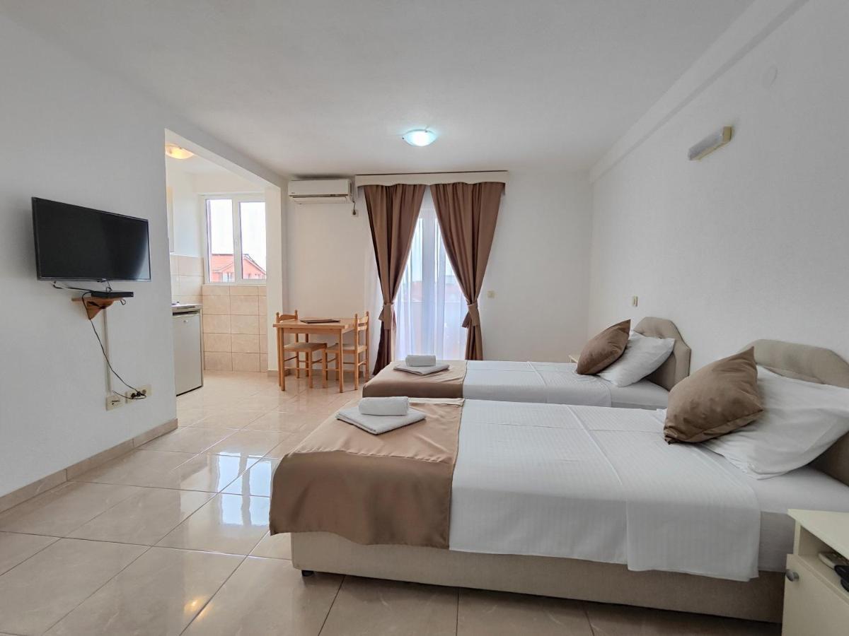 Villa Hera Budva Exterior photo