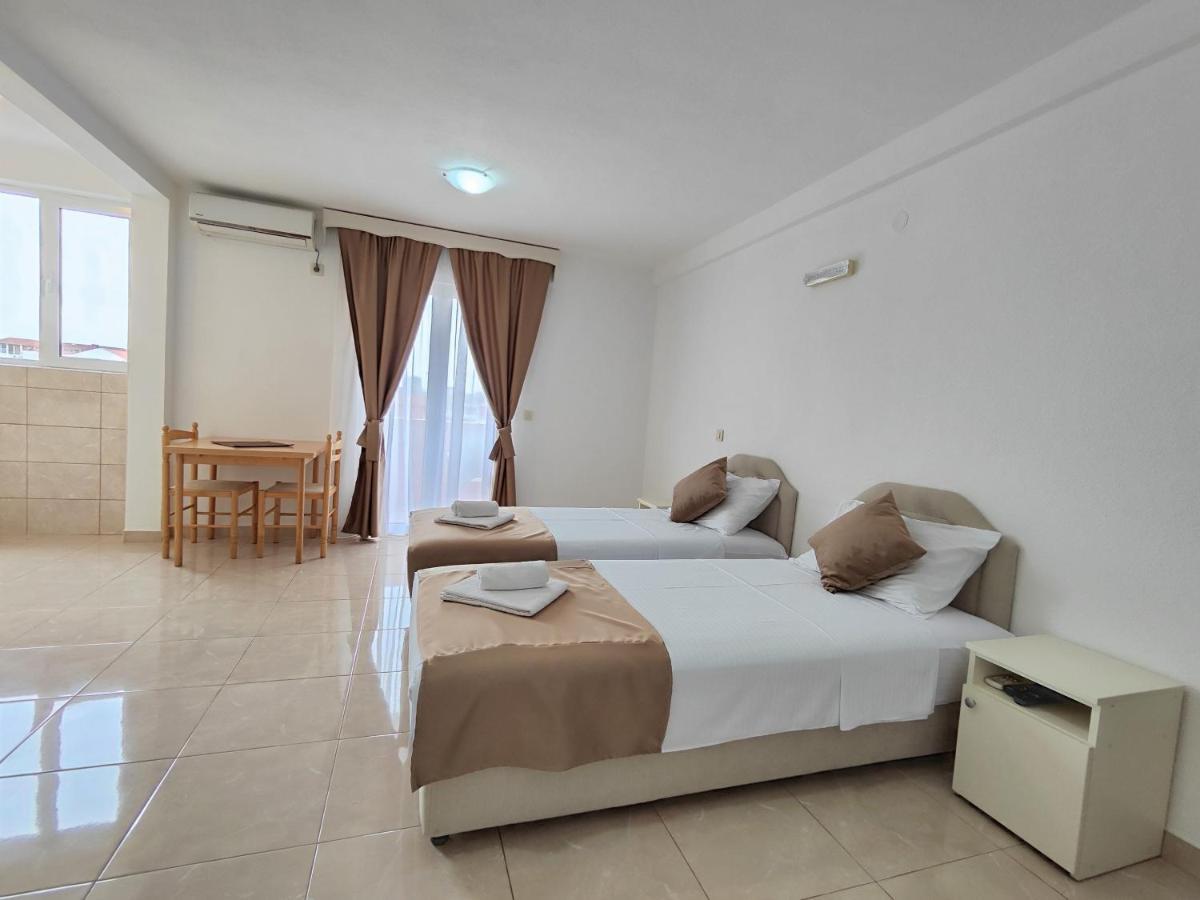 Villa Hera Budva Exterior photo