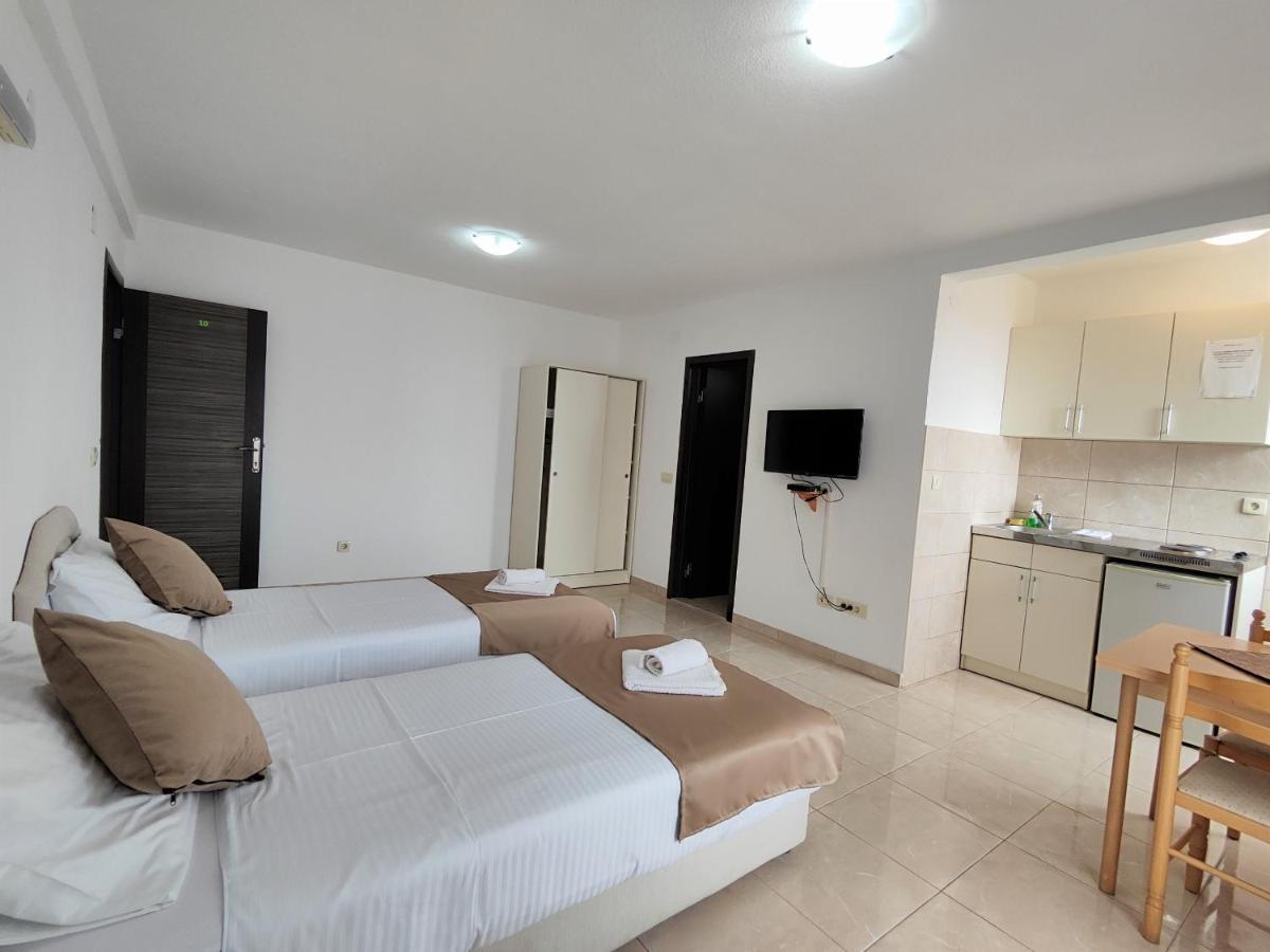 Villa Hera Budva Exterior photo